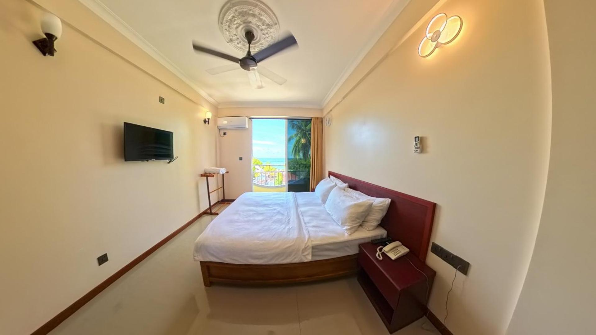 Noah Private Beach House Himmafushi Exterior photo